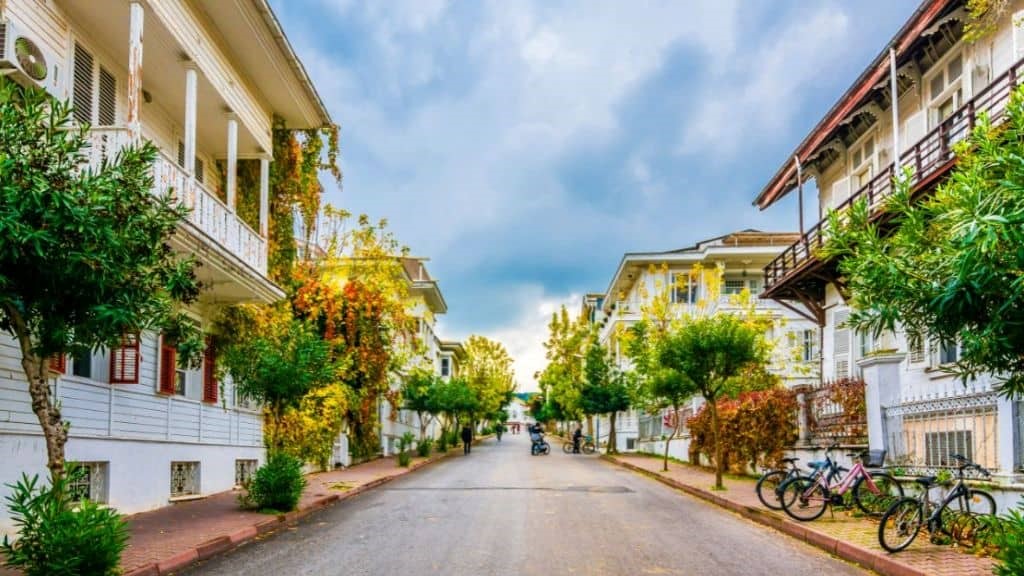 هوای جزیره بیوک ادا